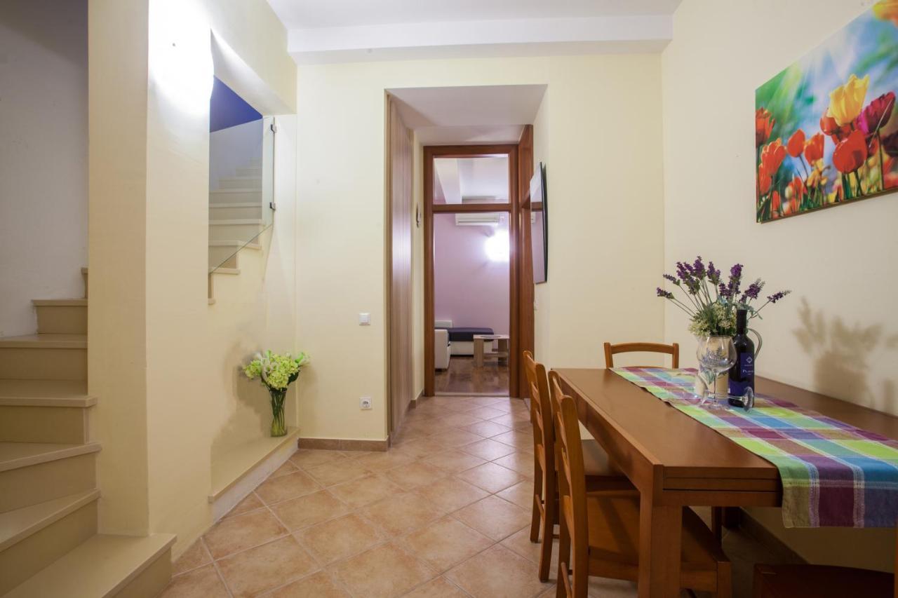 Apartments Lovic Lokva Rogoznica Eksteriør billede