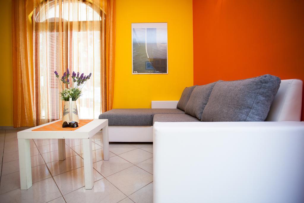 Apartments Lovic Lokva Rogoznica Værelse billede